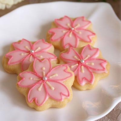 banh-hoa-anh-dao-nhat-ban