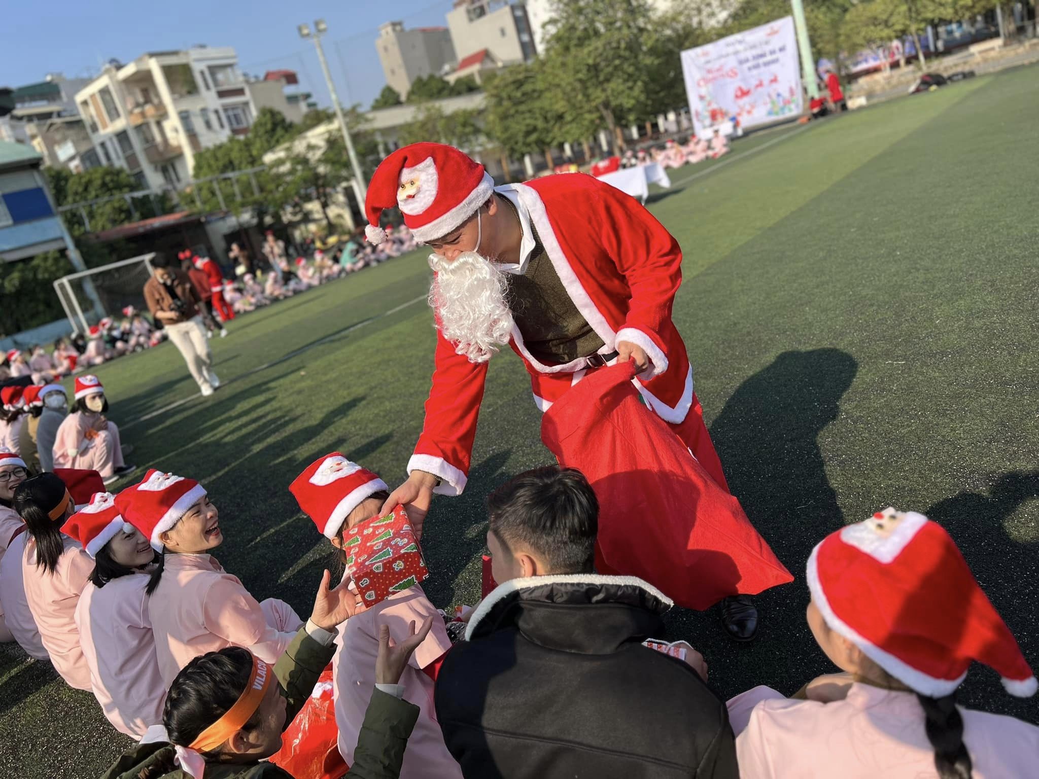 kaigo-viet-nam-chao-mung-giang-sinh-2023-5